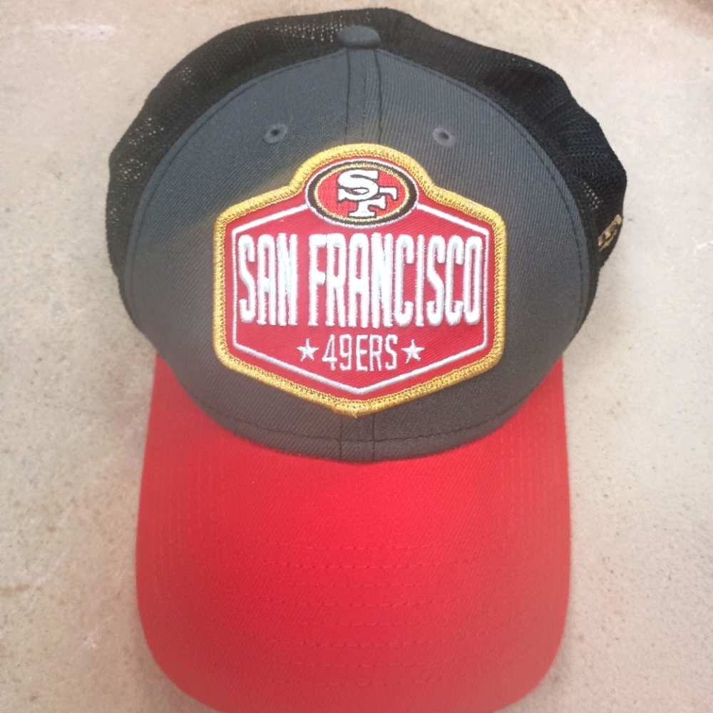NFL NEW FITTED HAT CAP MENS Medium LARGE MED/LG SAN FRANSISCO 49ERS $42